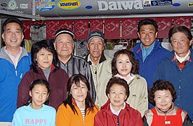 �X�^�b�t�ʐ^